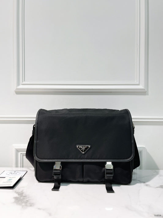 PRADA MESSENGER BAG, Black/Silver