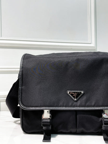PRADA MESSENGER BAG, Black/Silver