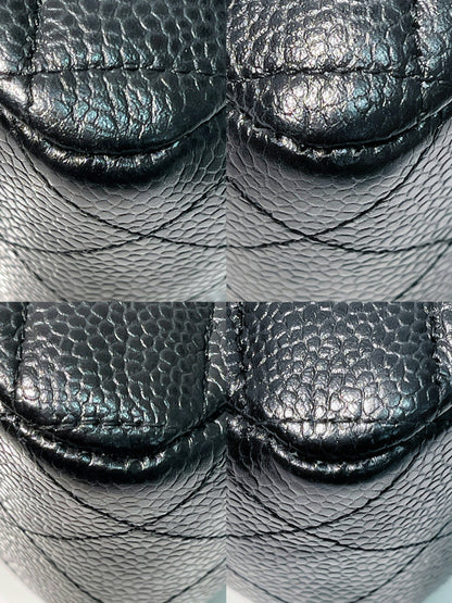 CHANEL CLASSIC FLAP, Black/Gold