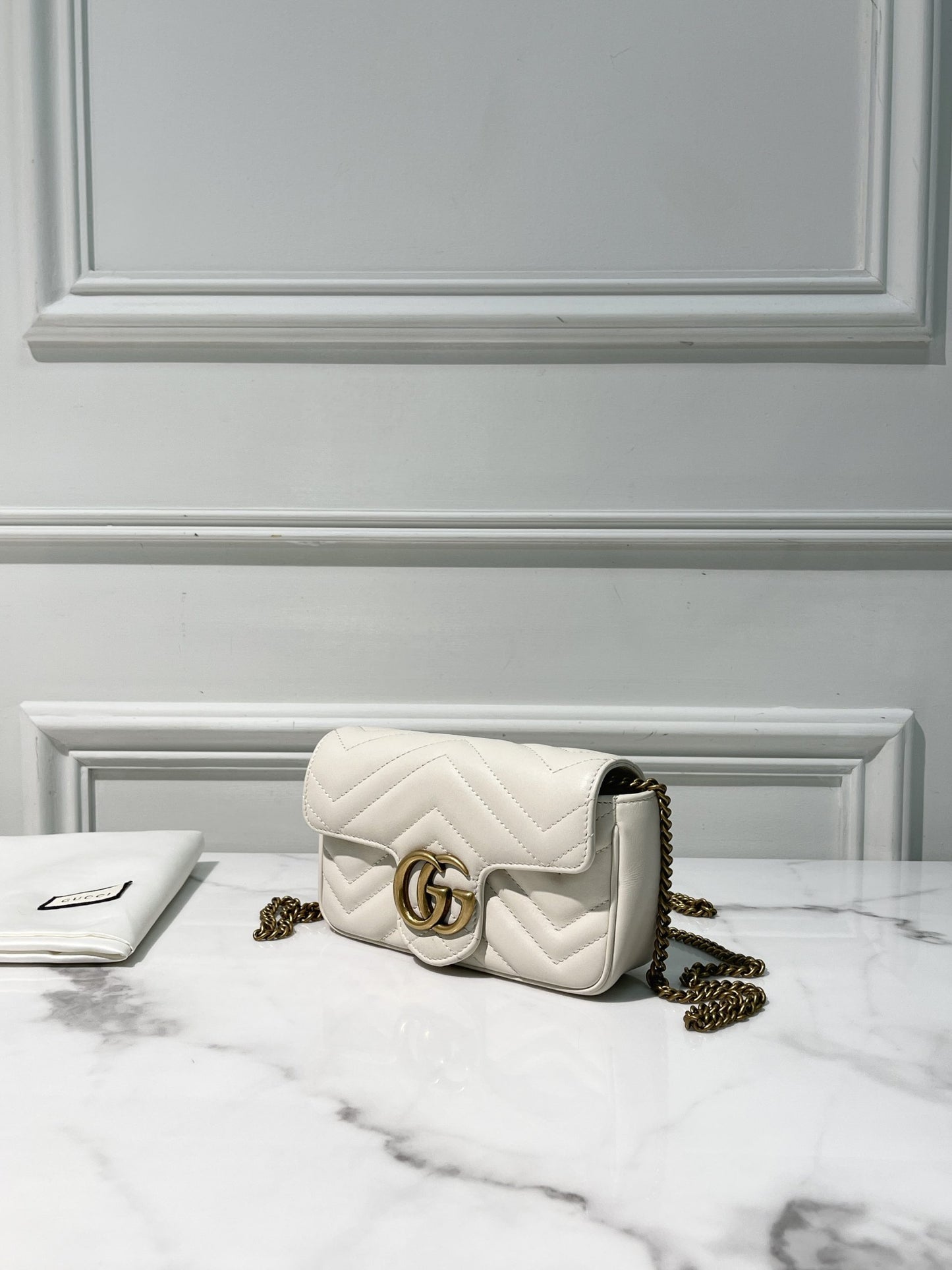 GUCCI SUPERMINI MARMONT, White/Gold