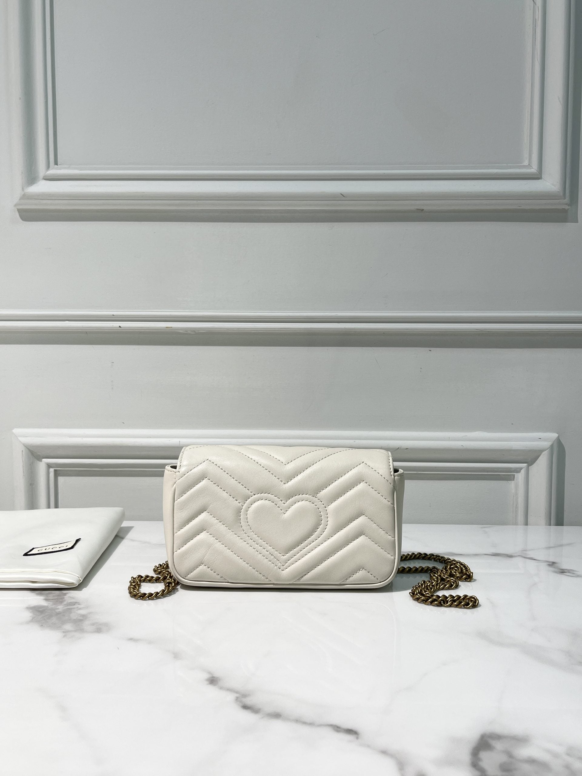 GUCCI SUPERMINI MARMONT, White/Gold