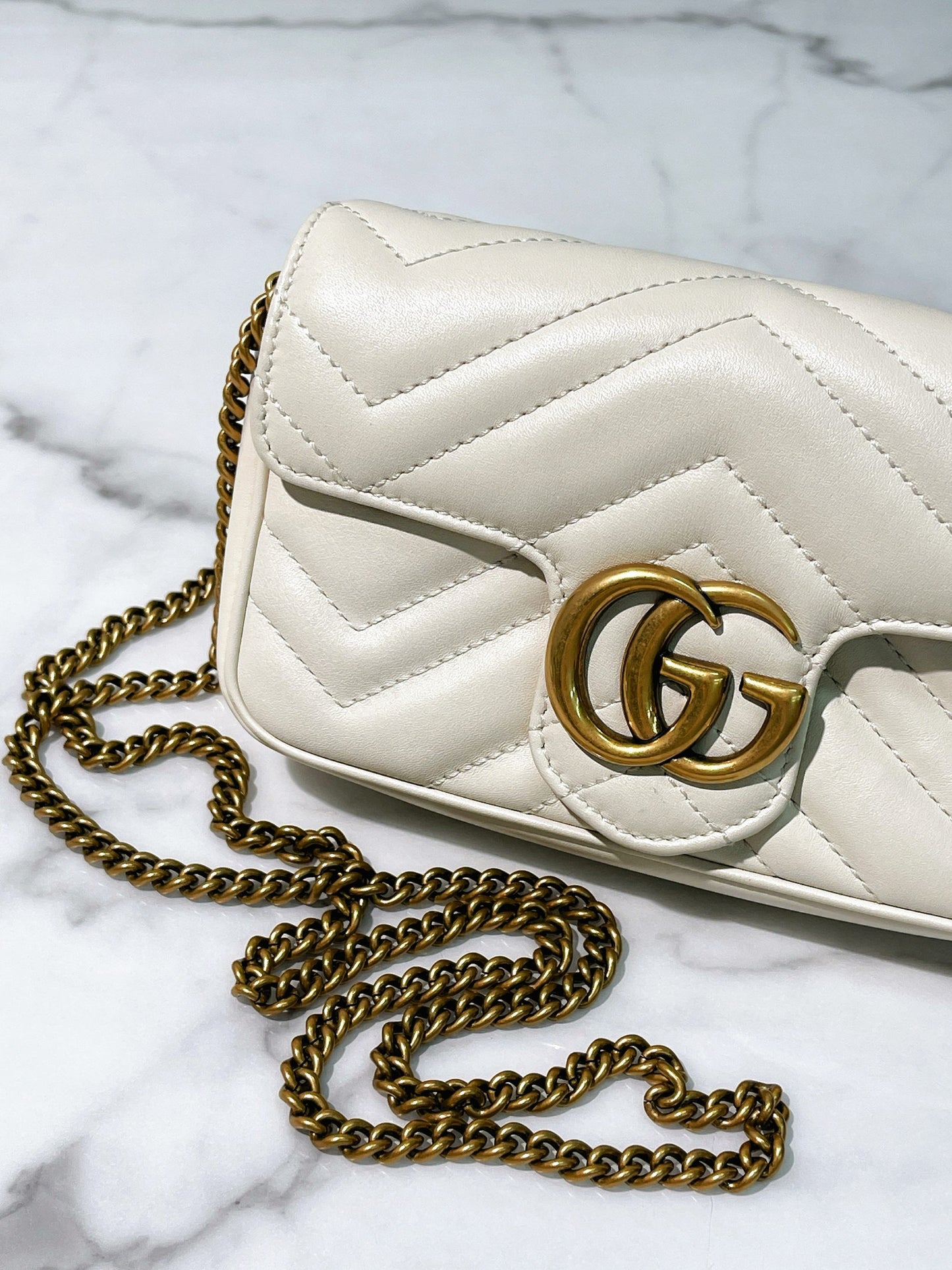 GUCCI SUPERMINI MARMONT, White/Gold