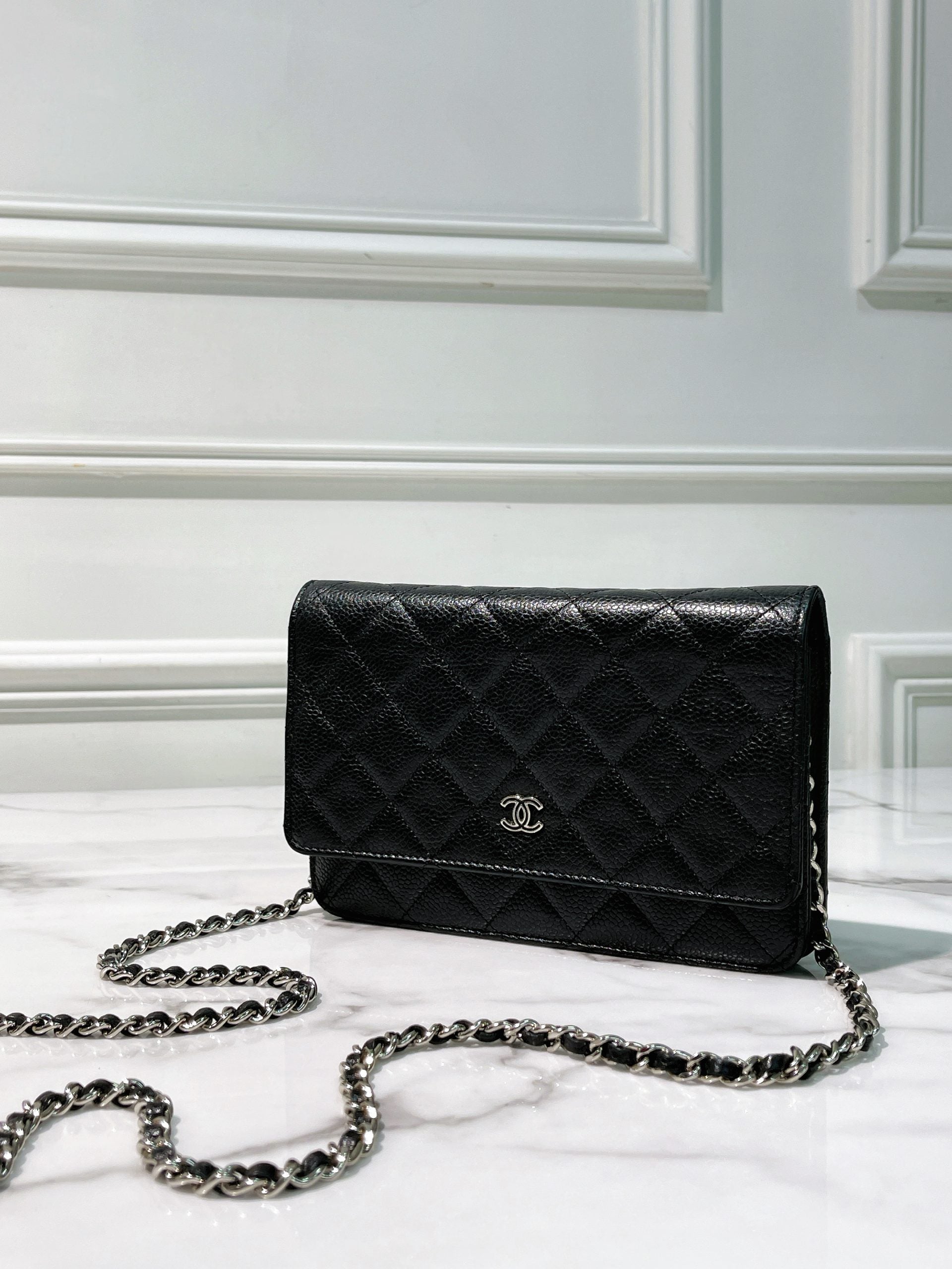 CHANEL CLASSIC WOC, Black/Silver