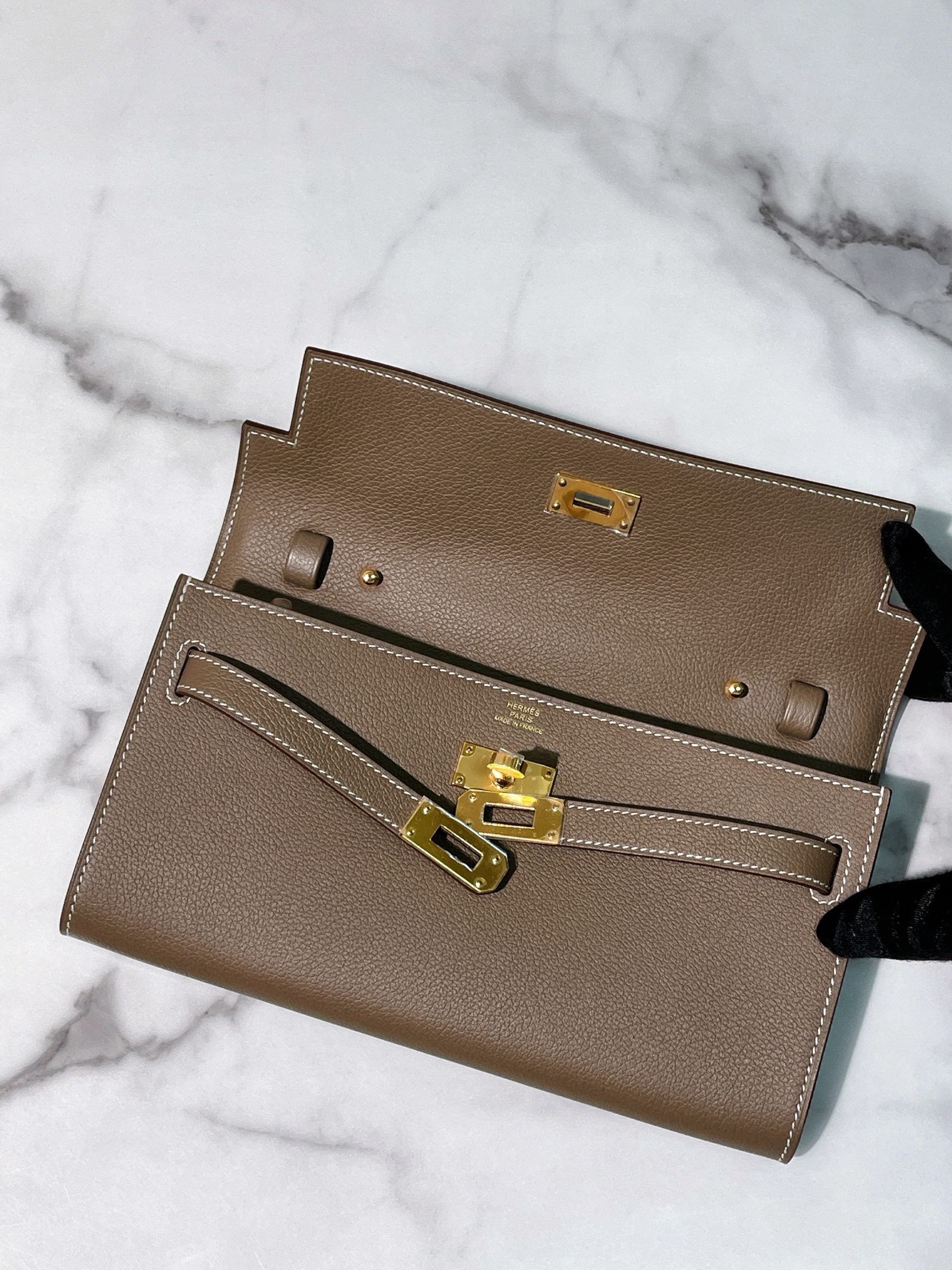 HERMES KELLY TO GO, Etoupe/Gold
