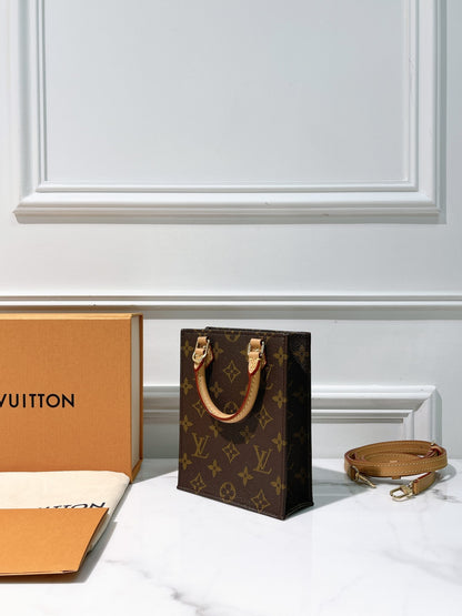 LV PETIT SAC PLAT, Monogram