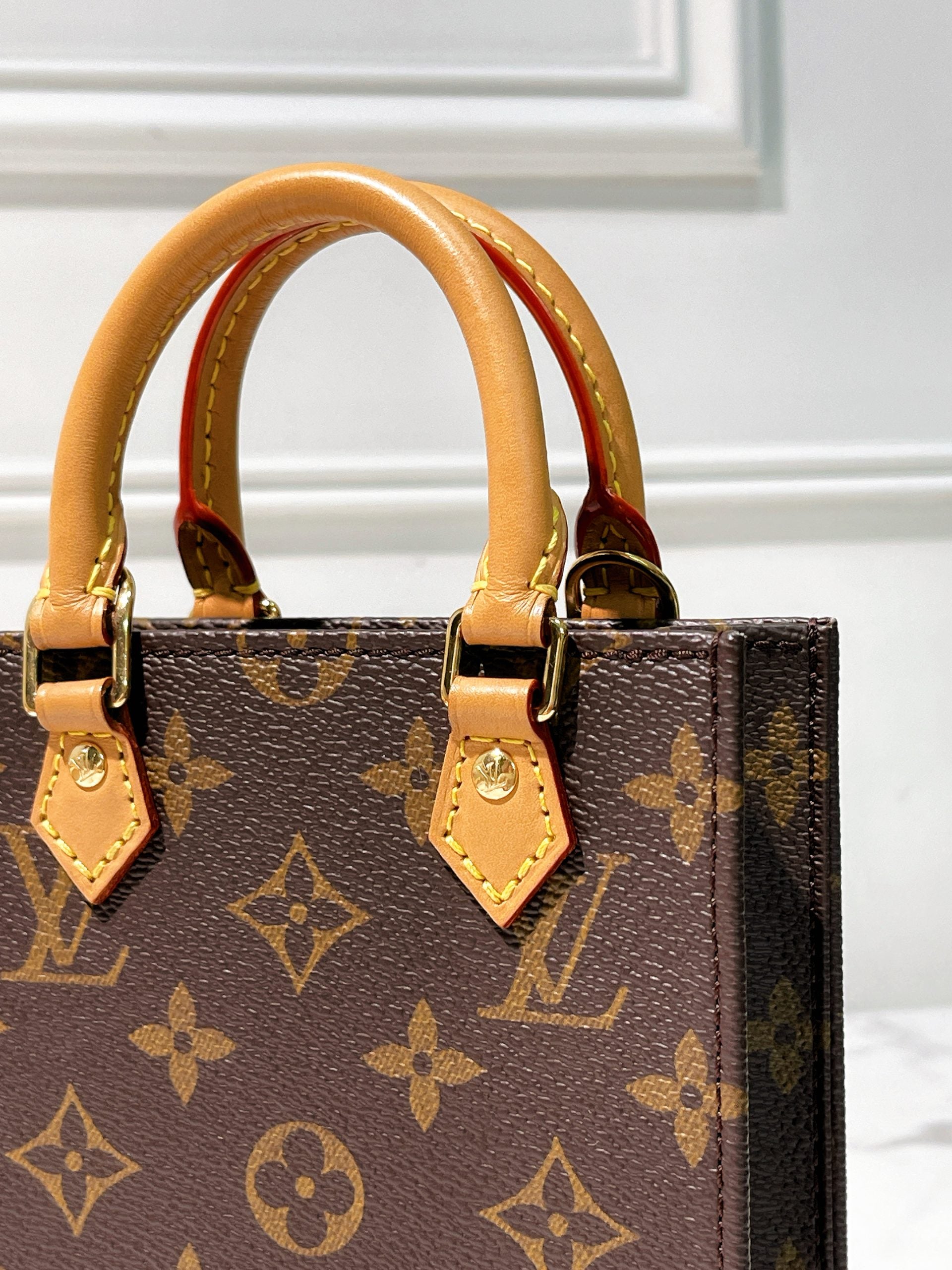 LV PETIT SAC PLAT, Monogram