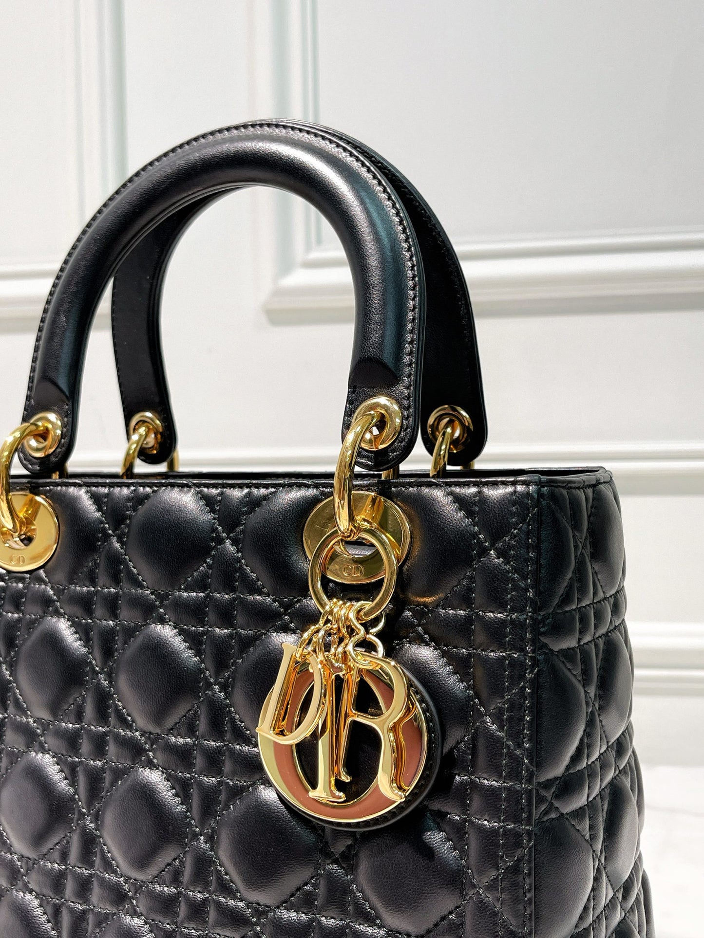 DIOR MEDIUM LADY DIOR, Black/Gold