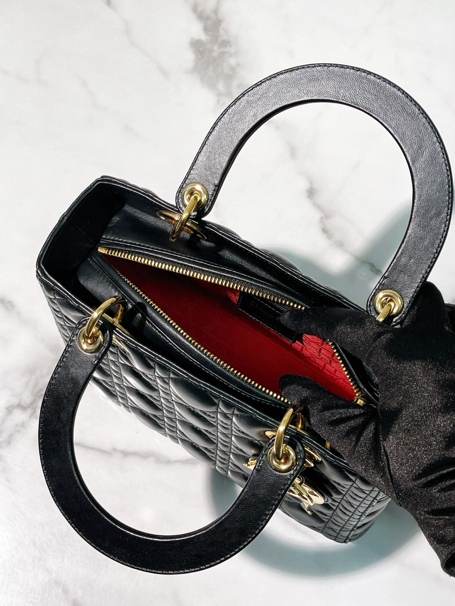 DIOR MEDIUM LADY DIOR, Black/Gold