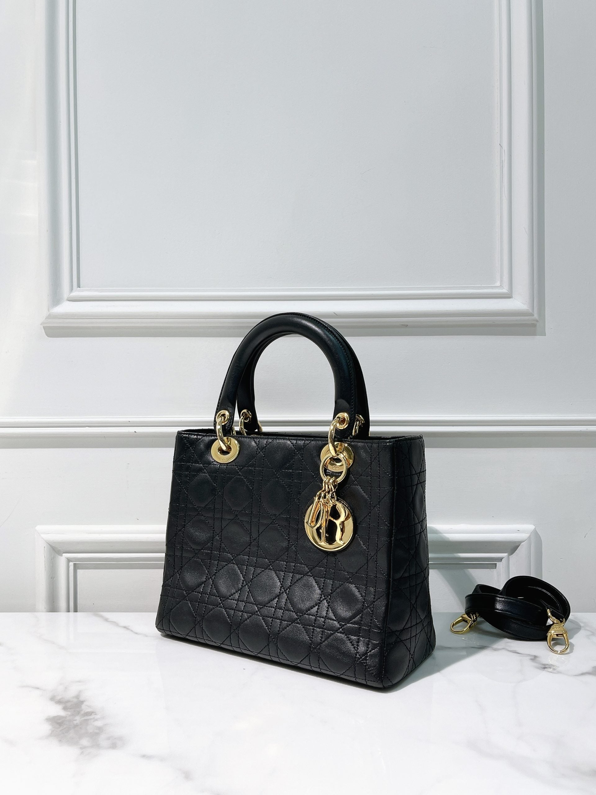 DIOR VINTAGE MEDIUM LADY DIOR, Black/Gold