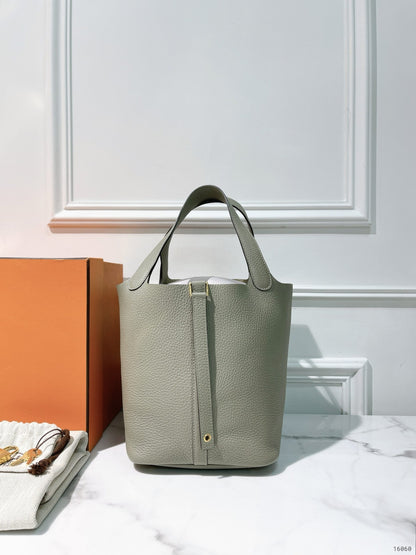 HERMES PICOTIN 22, Sauge/Gold