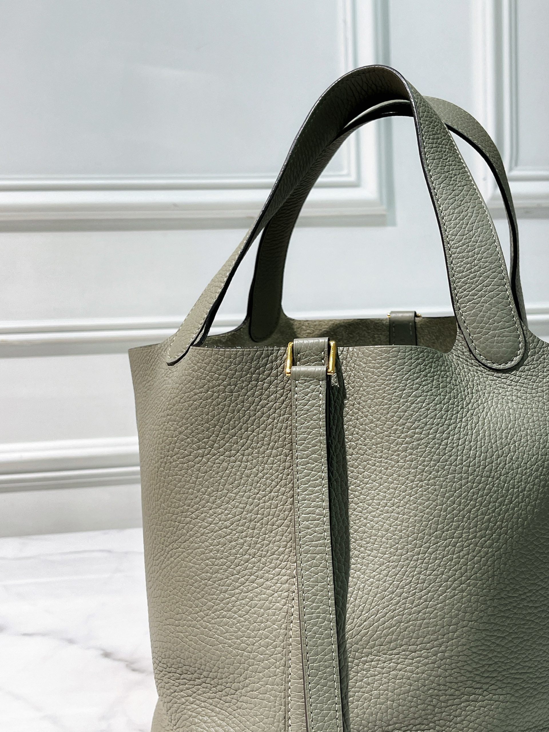 HERMES PICOTIN 22, Sauge/Gold