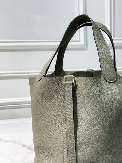 HERMES PICOTIN 22, Sauge/Gold