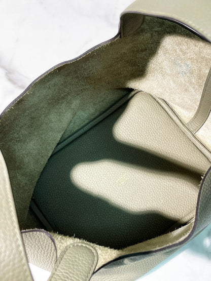 HERMES PICOTIN 22, Sauge/Gold