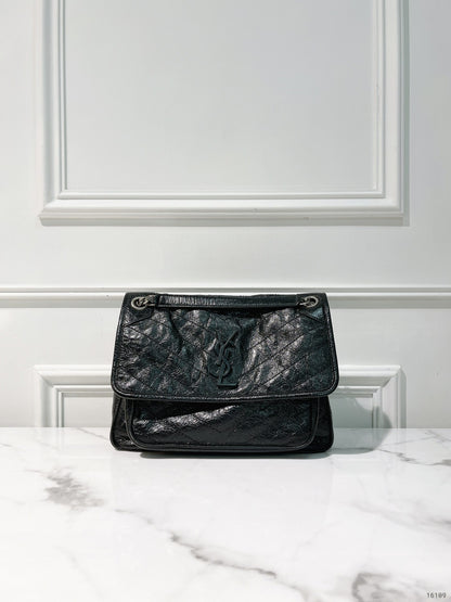 YSL MEDIUM NIKI, Black/Silver