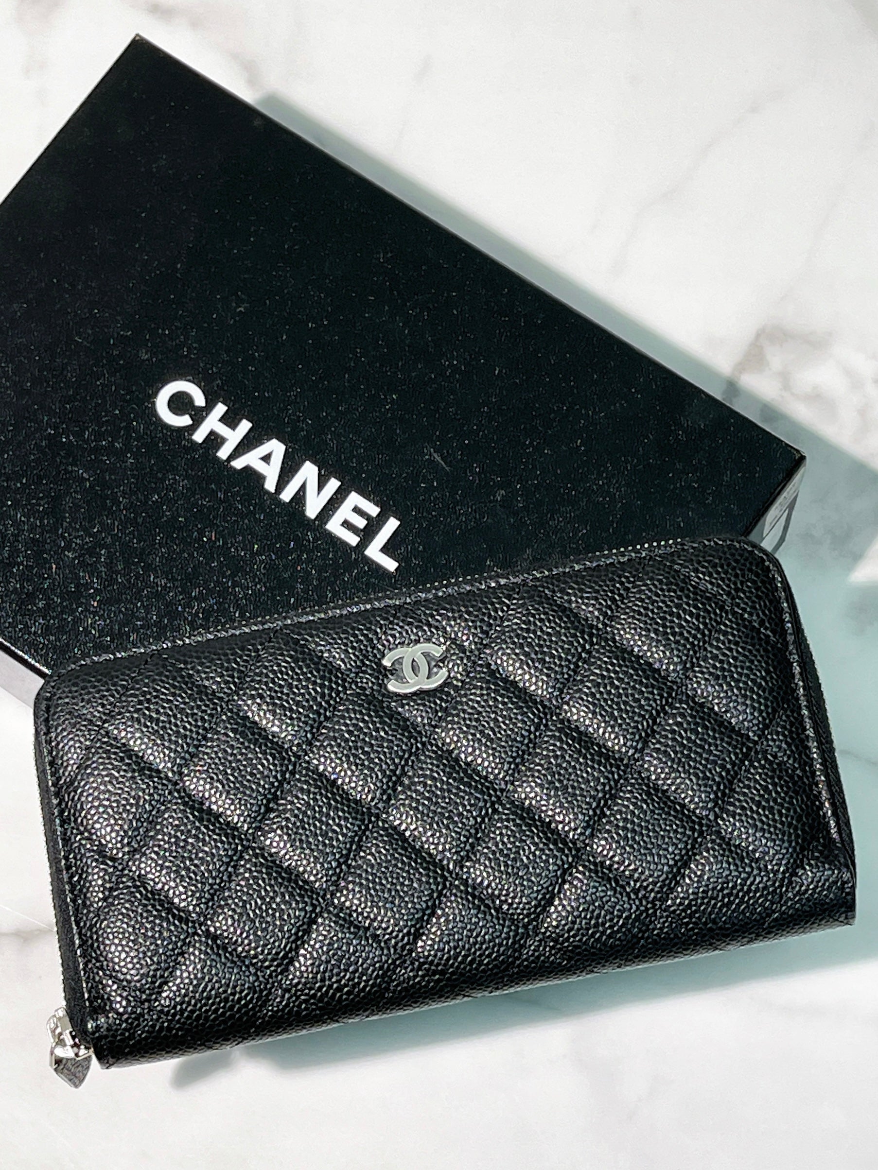 CHANEL ZIP WALLET, Black/Silver