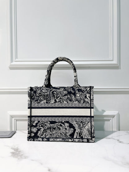 DIOR BOOK TOTE SMALL, Navy/White