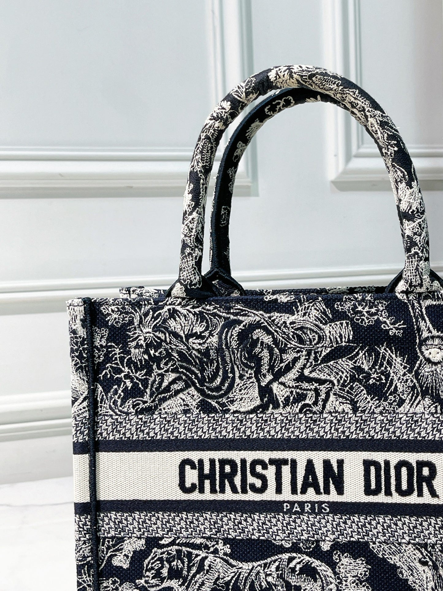 DIOR BOOK TOTE SMALL, Navy/White