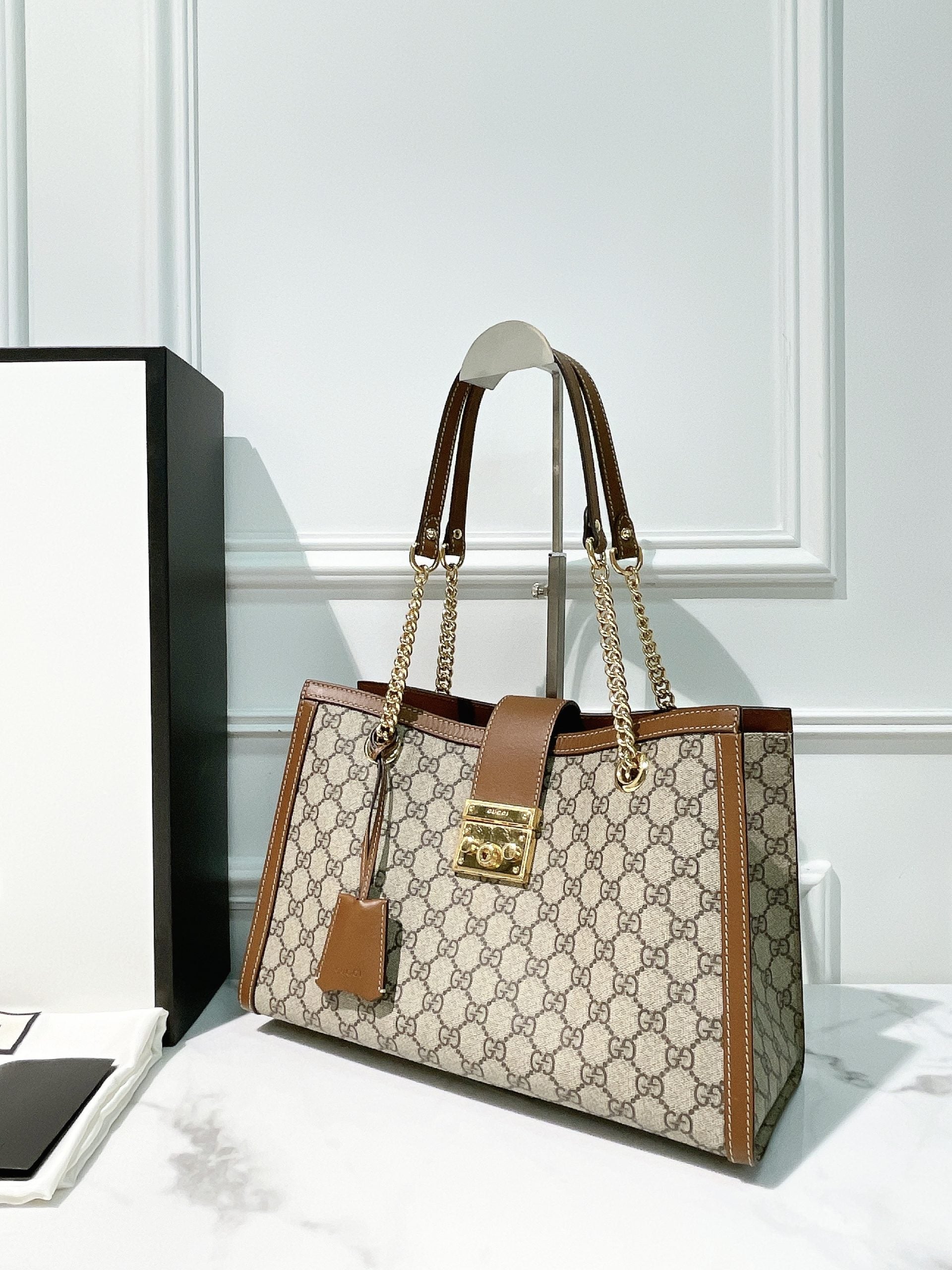 GUCCI PADLOCK TOTE, MEDIUM