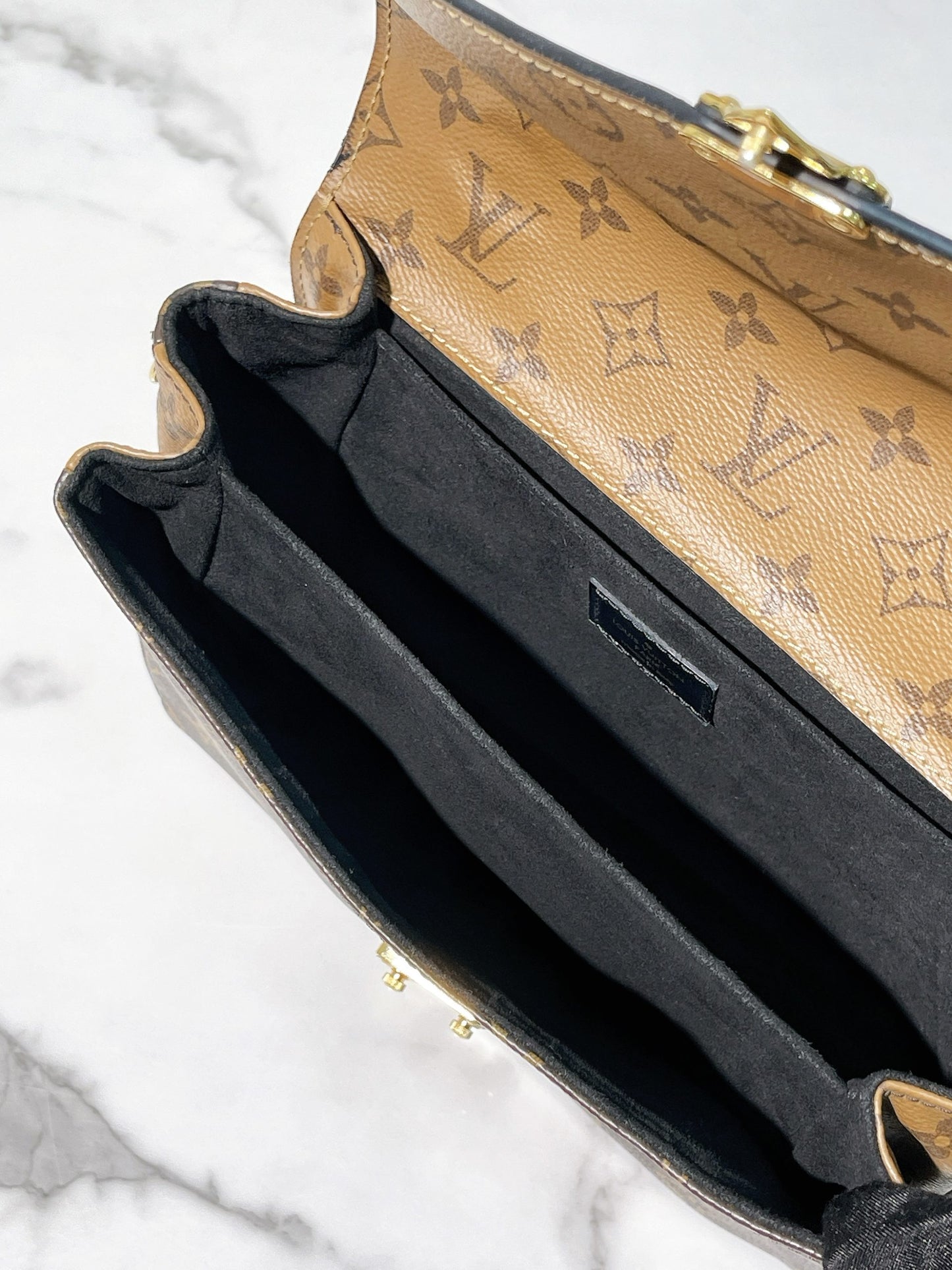 LV POCHETTE METIS, Monogram
