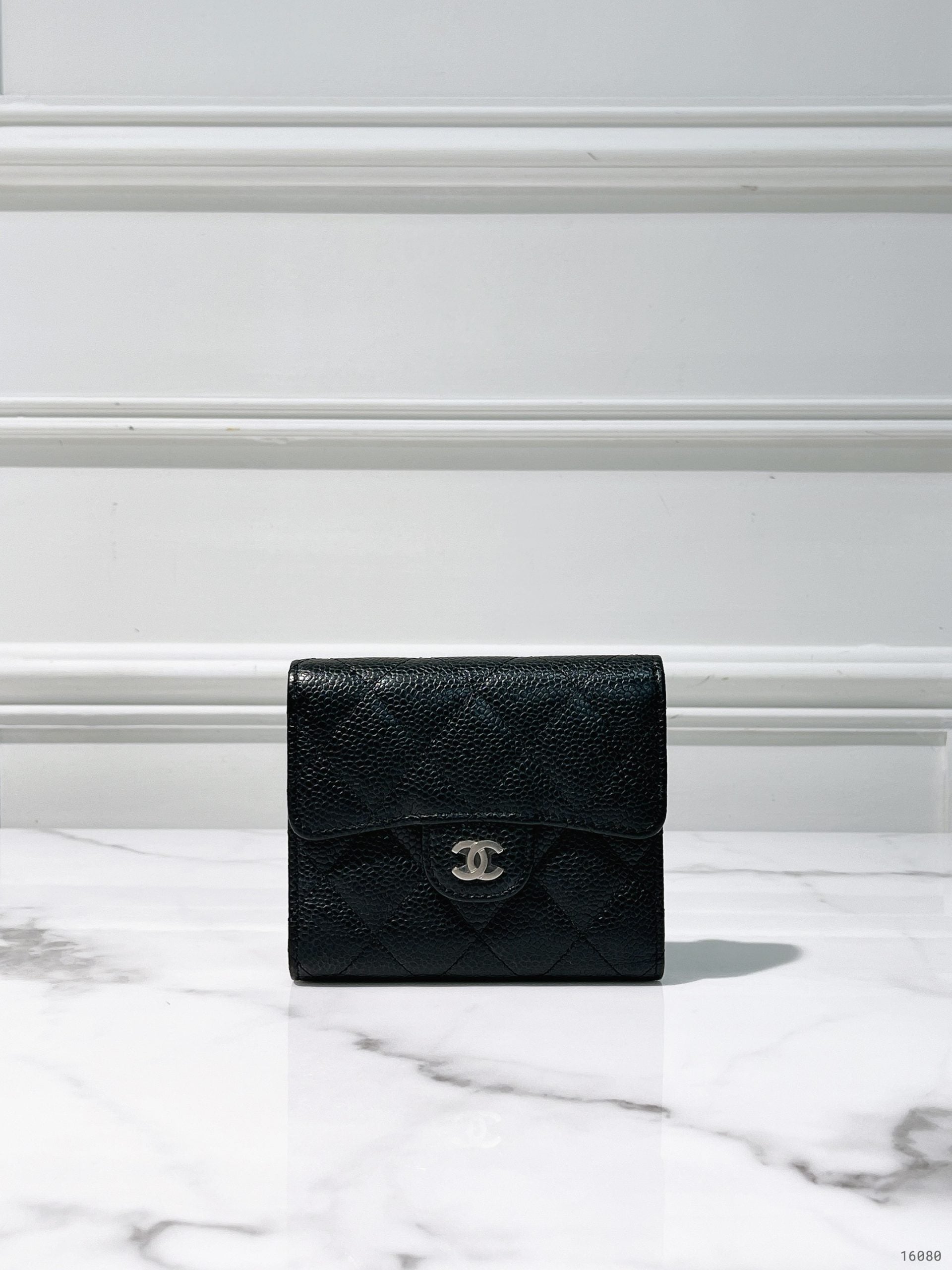 CHANEL CLASSIC WALLET, Black/Silver