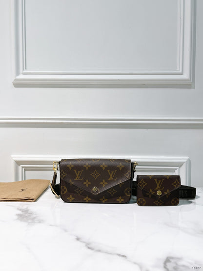 LV FELICIE POCHETTE STRAP & GO, Monogram