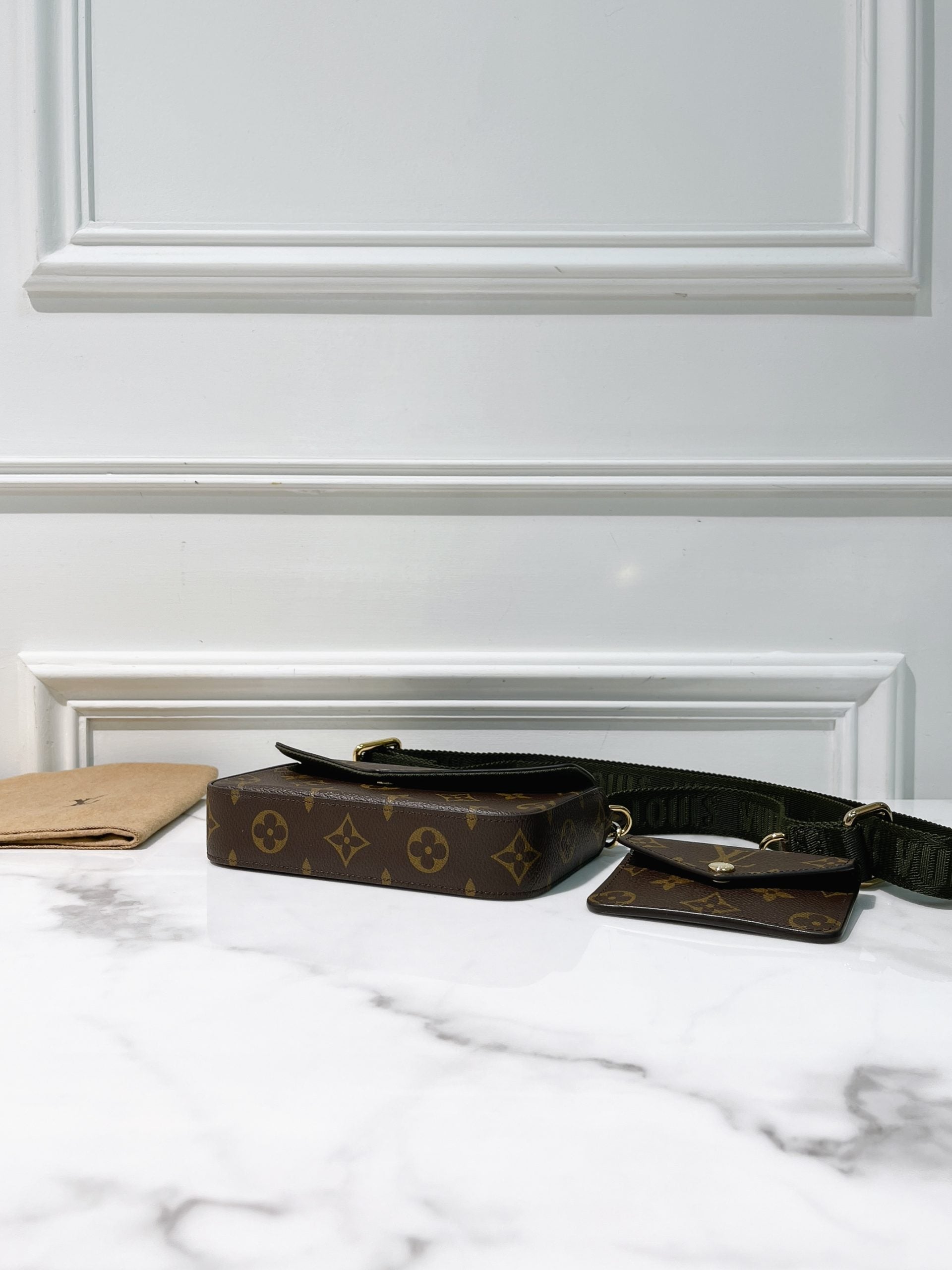 LV FELICIE POCHETTE STRAP & GO, Monogram