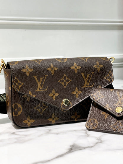 LV FELICIE POCHETTE STRAP & GO, Monogram