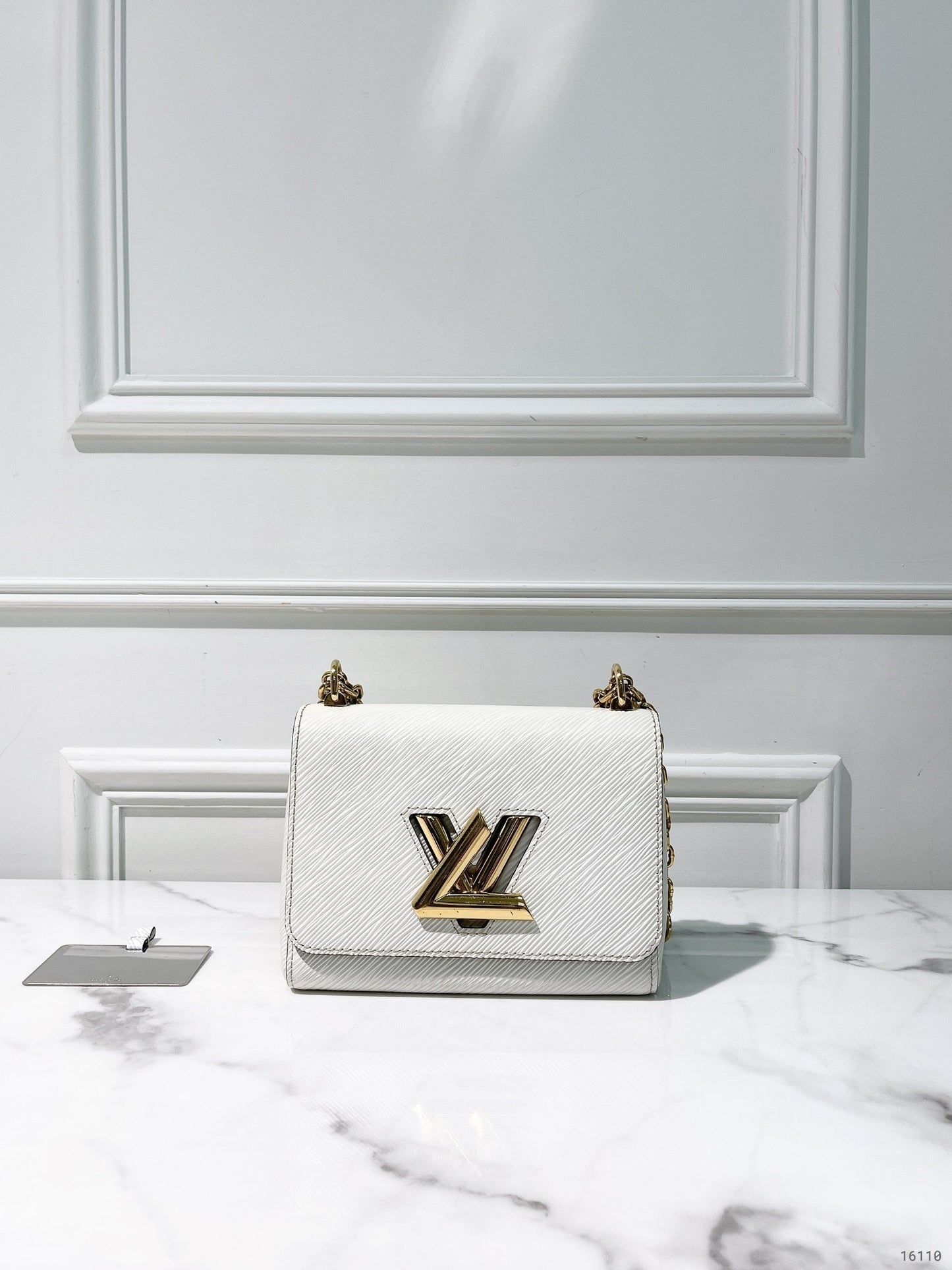 LV TWIST PM, White/Gold