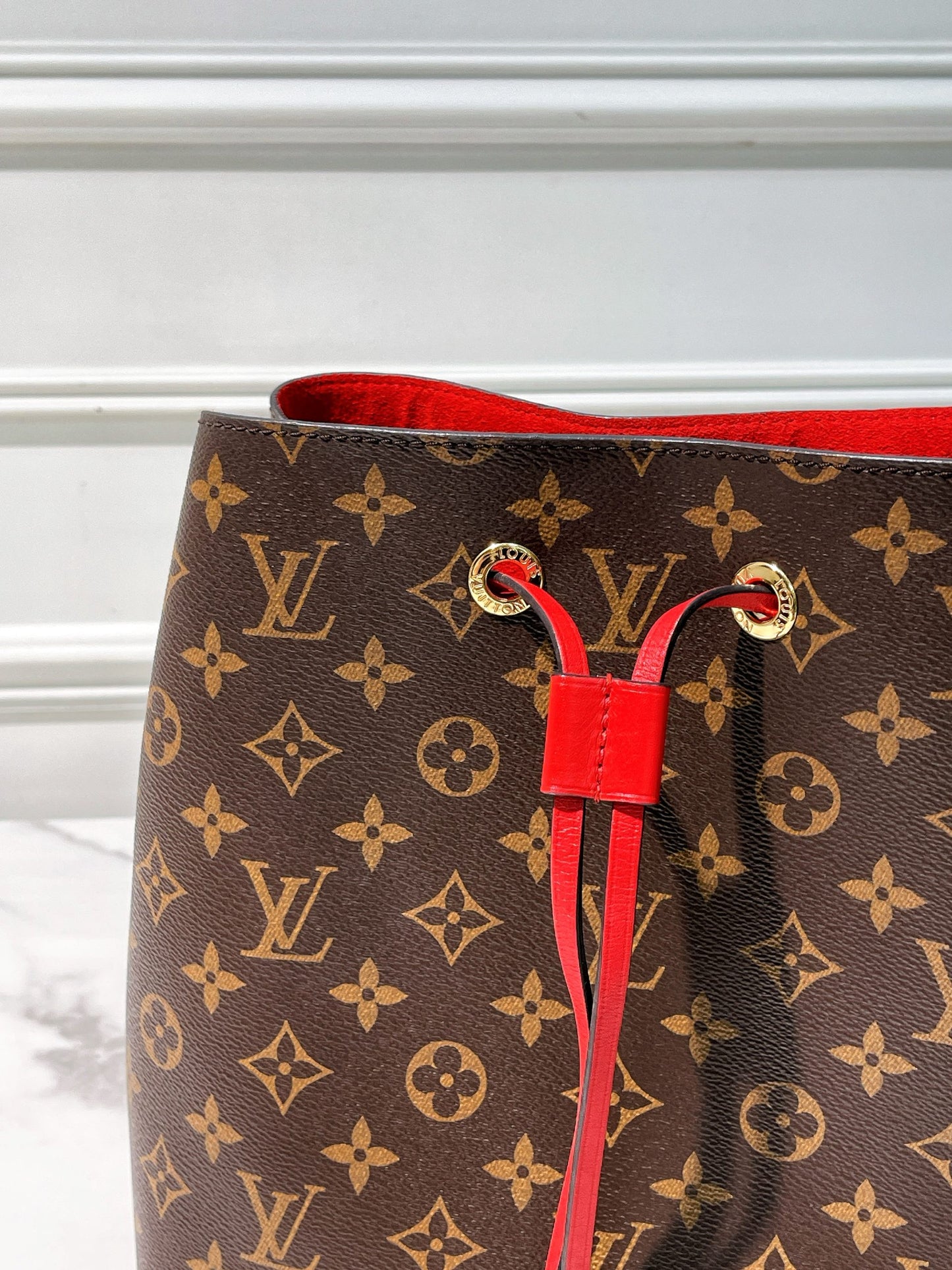 LV NEONOE MM, Monogram