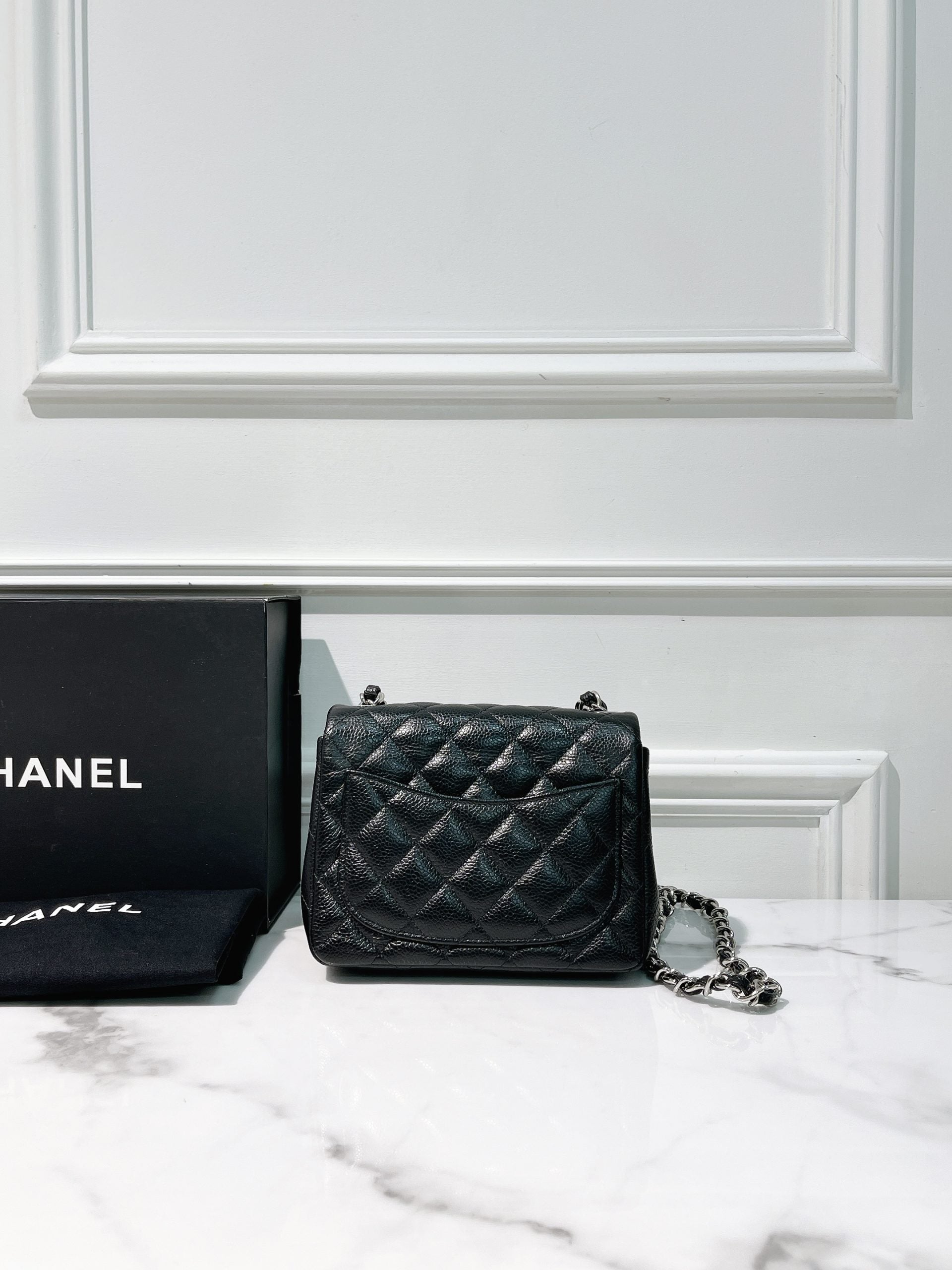 CHANEL MINI SQUARE FLAP, Black/Silver