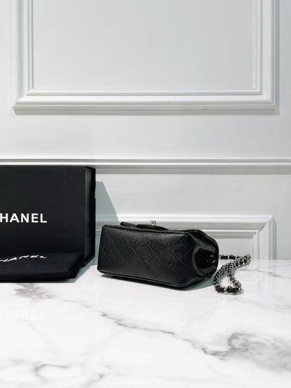 CHANEL MINI SQUARE FLAP, Black/Silver