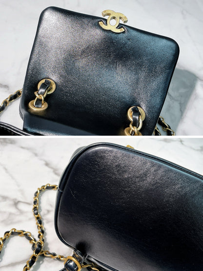 CHANEL 23K BACKPACK, Black/Gold