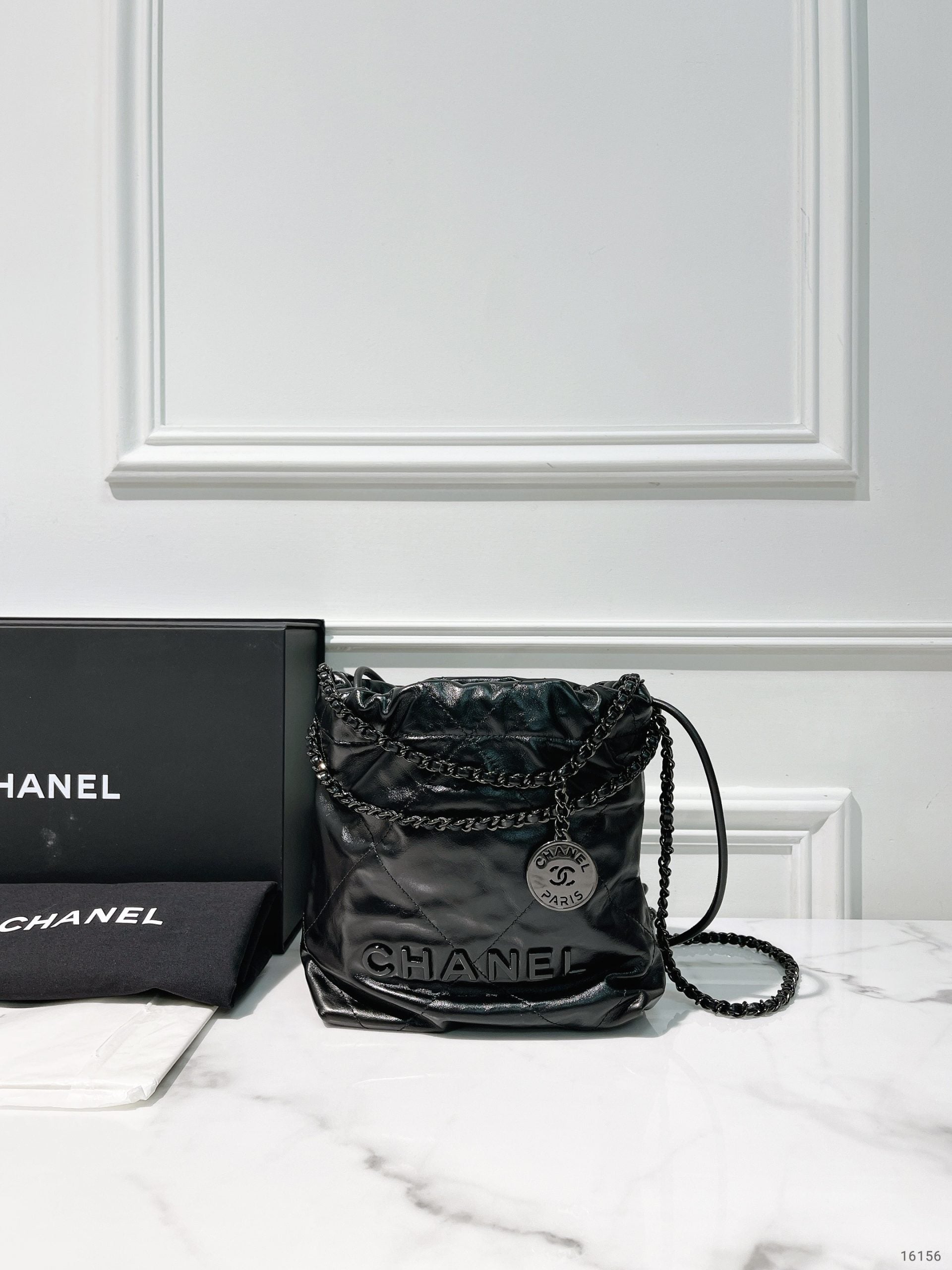 CHANEL MINI 22 BAG, So Black