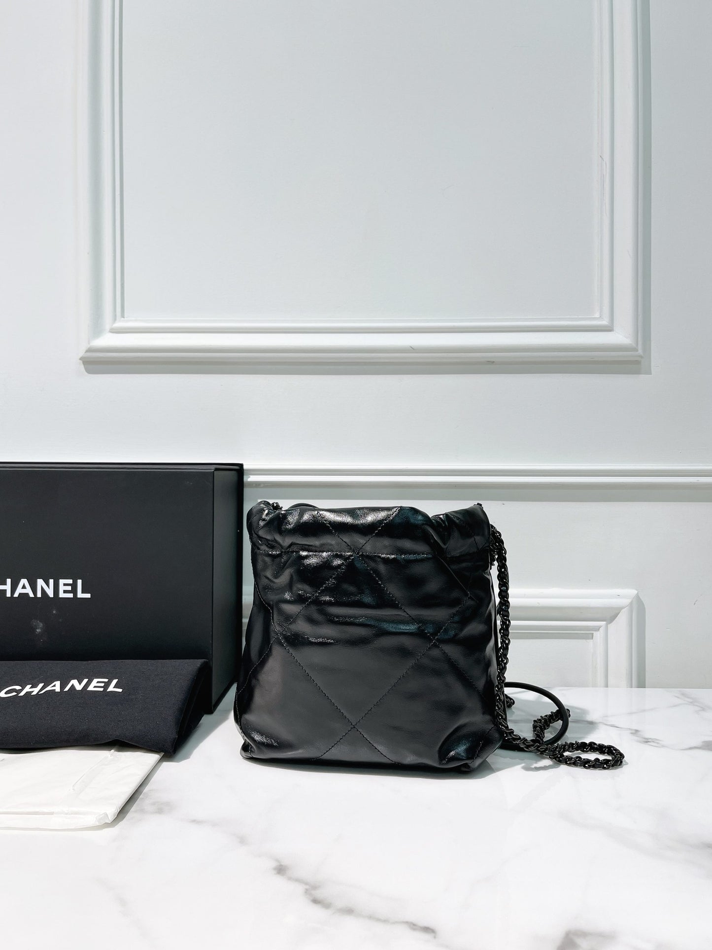CHANEL MINI 22 BAG, So Black
