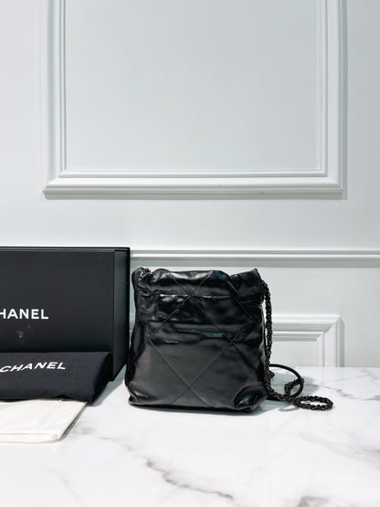 CHANEL MINI 22 BAG, So Black