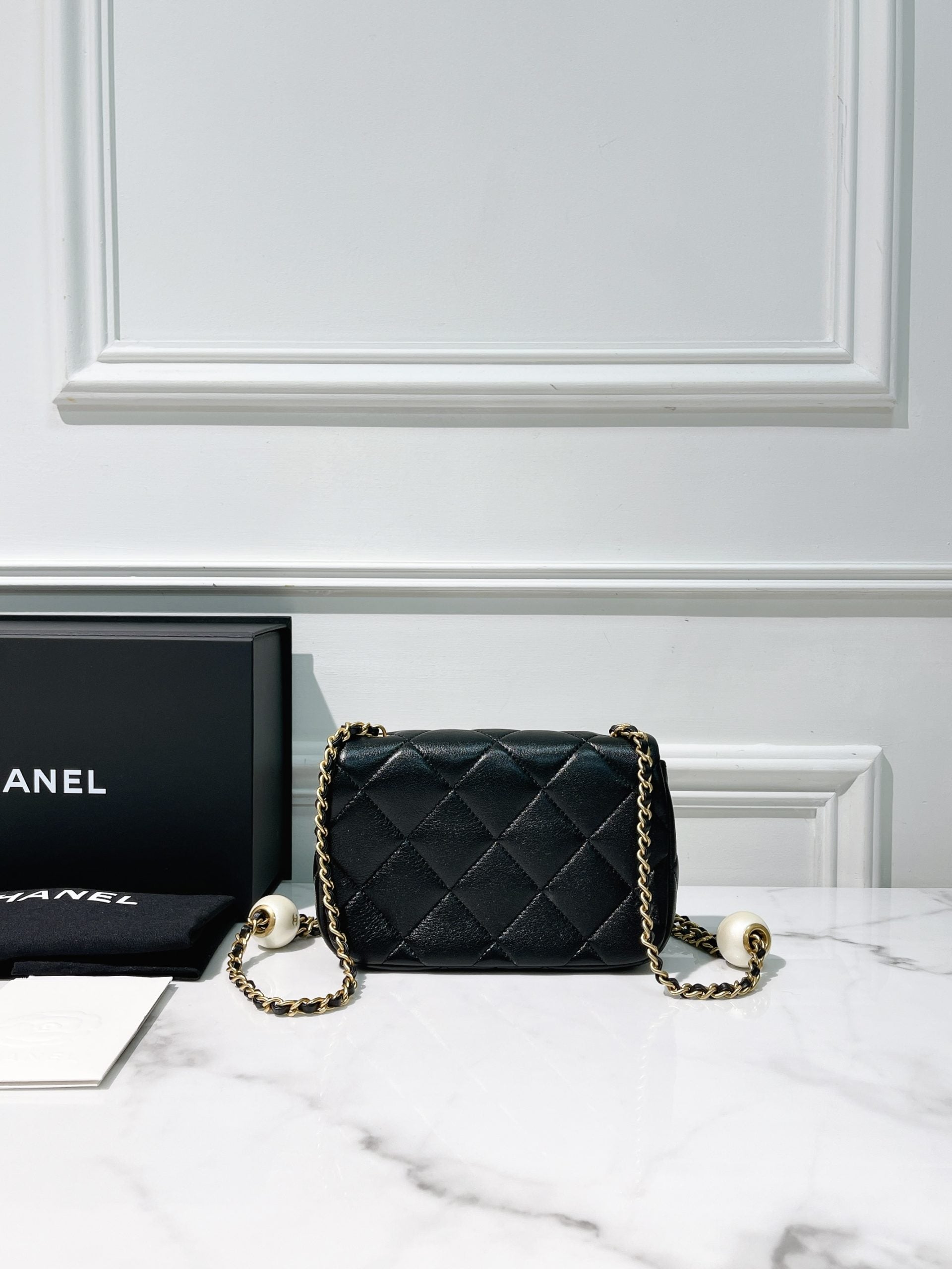 CHANEL 24S MINI SQUARE, Black/Gold