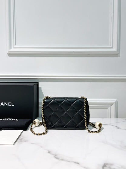 CHANEL 24S MINI SQUARE, Black/Gold