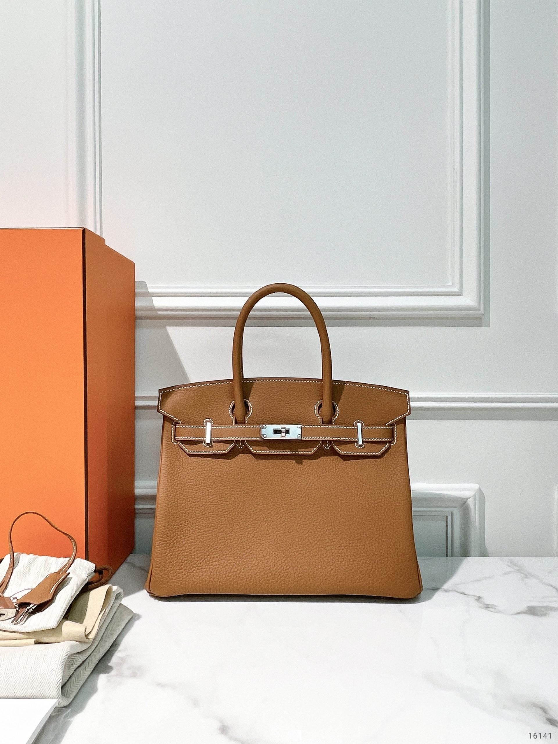 HERMES BIRKIN 30, Gold/Silver