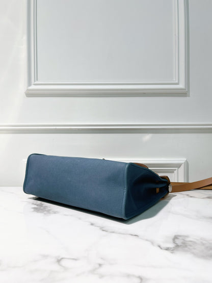 HERMES HERBAG 31, Blue/Gold/Silver