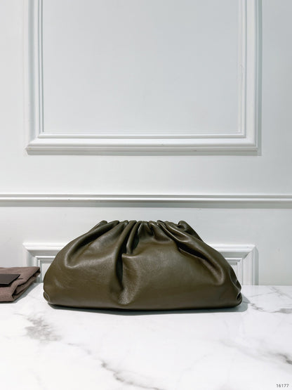 BOTTEGA VENETA POUCH