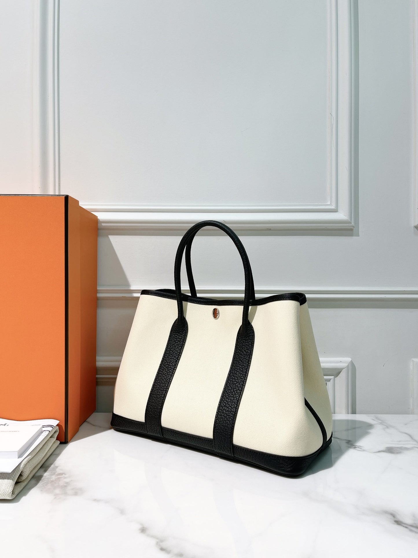 HERMES GARDEN PARTY 30, Vanille/Noir