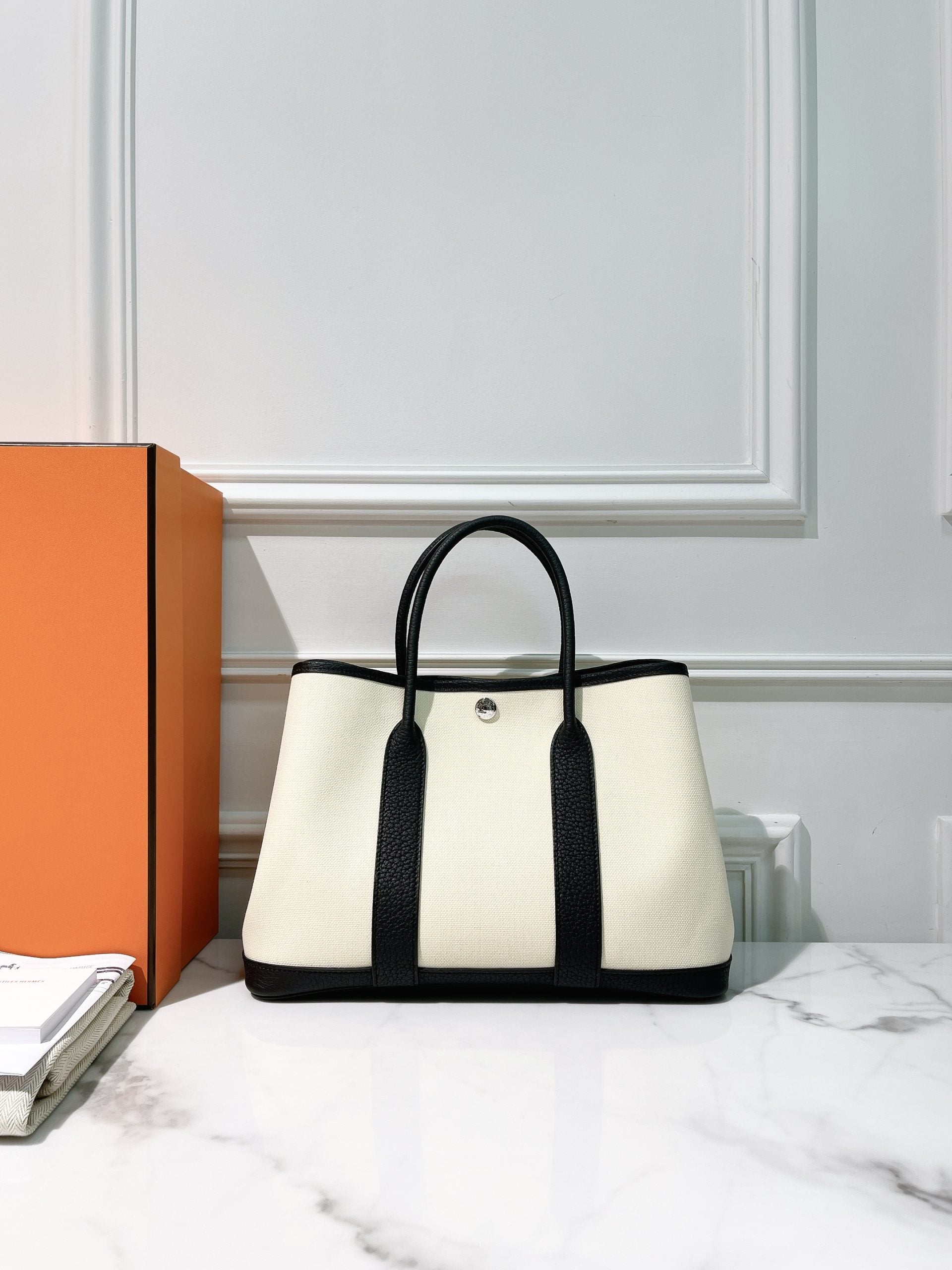 HERMES GARDEN PARTY 30, Vanille/Noir