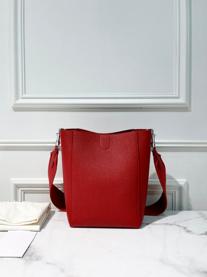 CELINE SANGLE TOTE