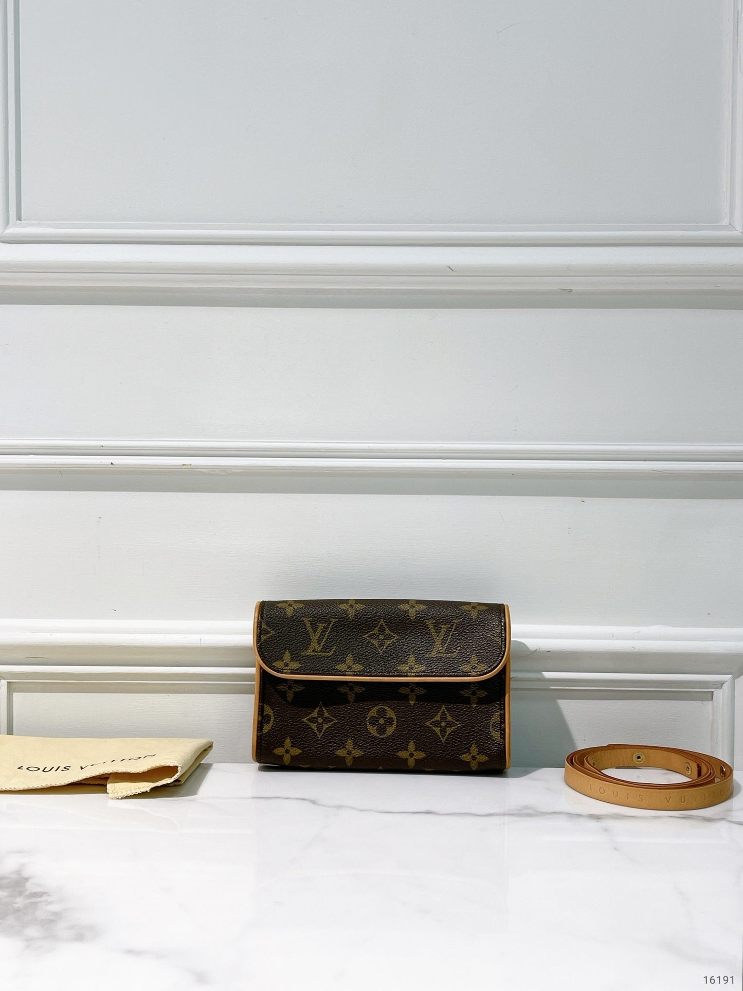 LV VINTAGE WAIST BAG, Monogram