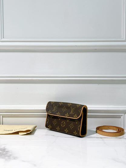 LV VINTAGE WAIST BAG, Monogram