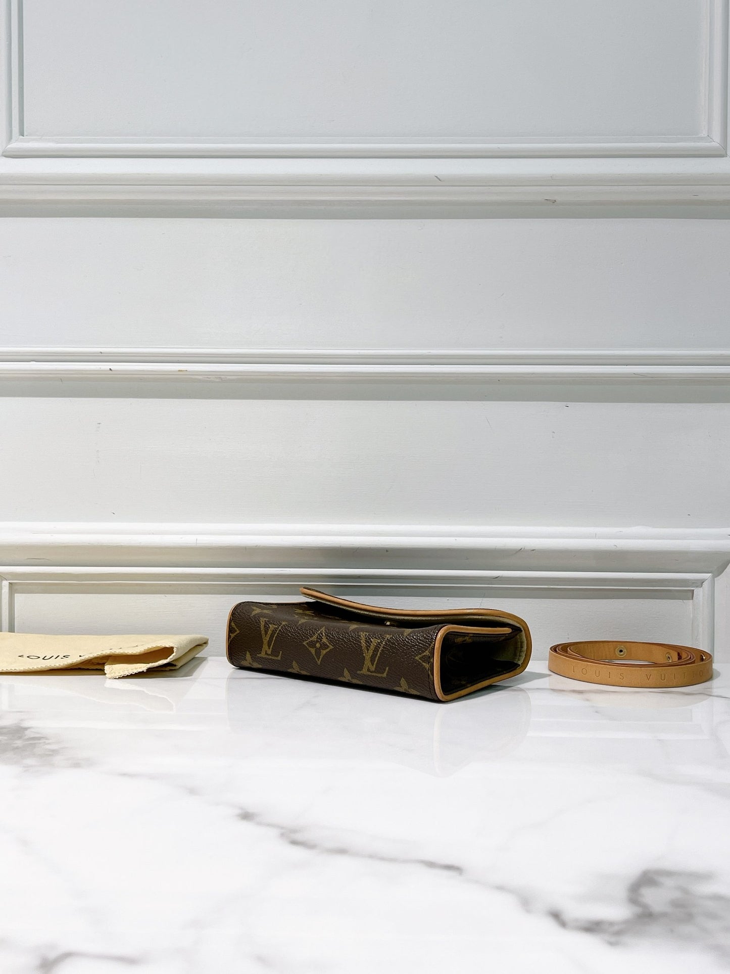 LV VINTAGE WAIST BAG, Monogram