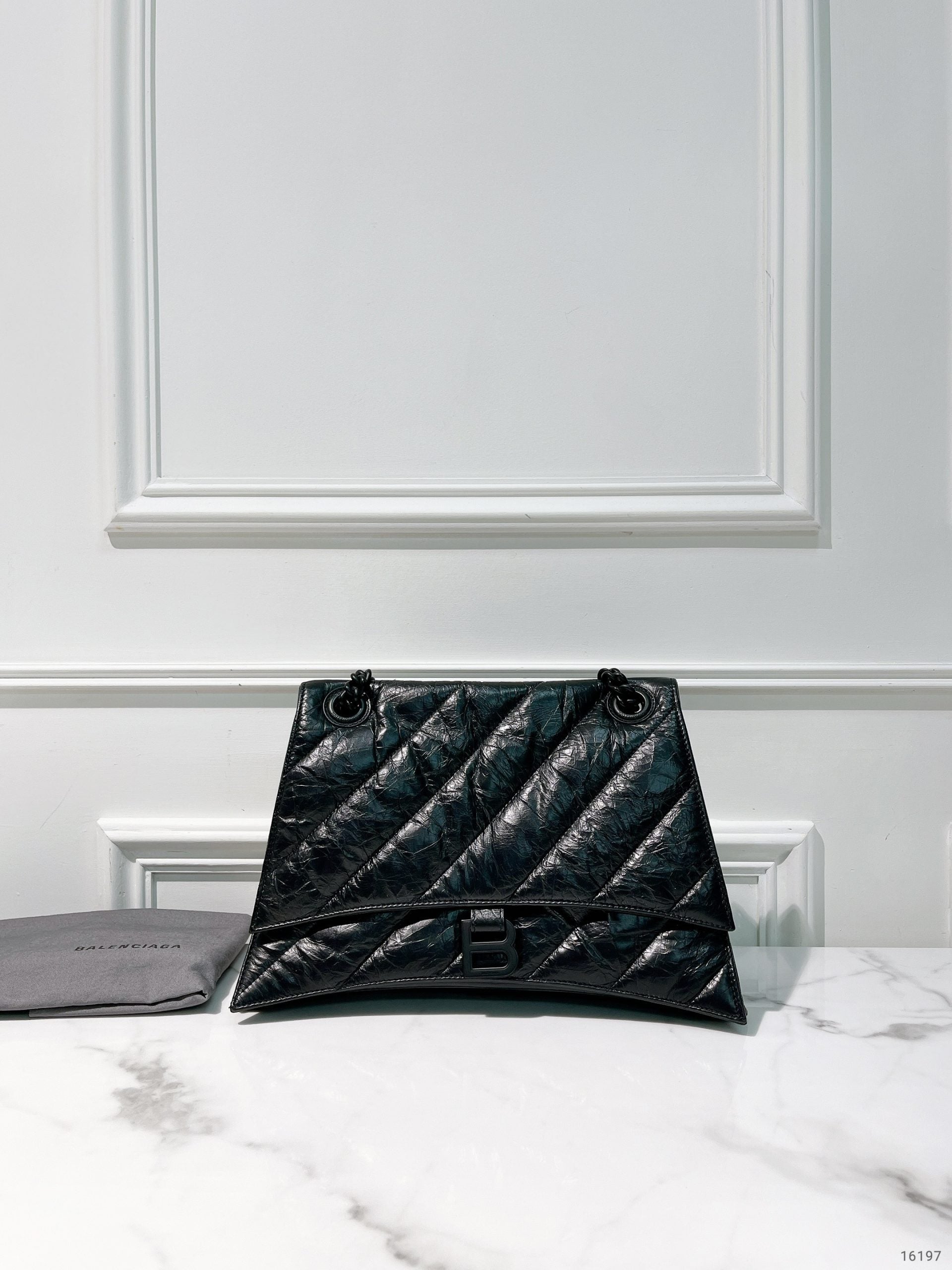 BALENCIAGA MEDIUM CRUSH, So Black