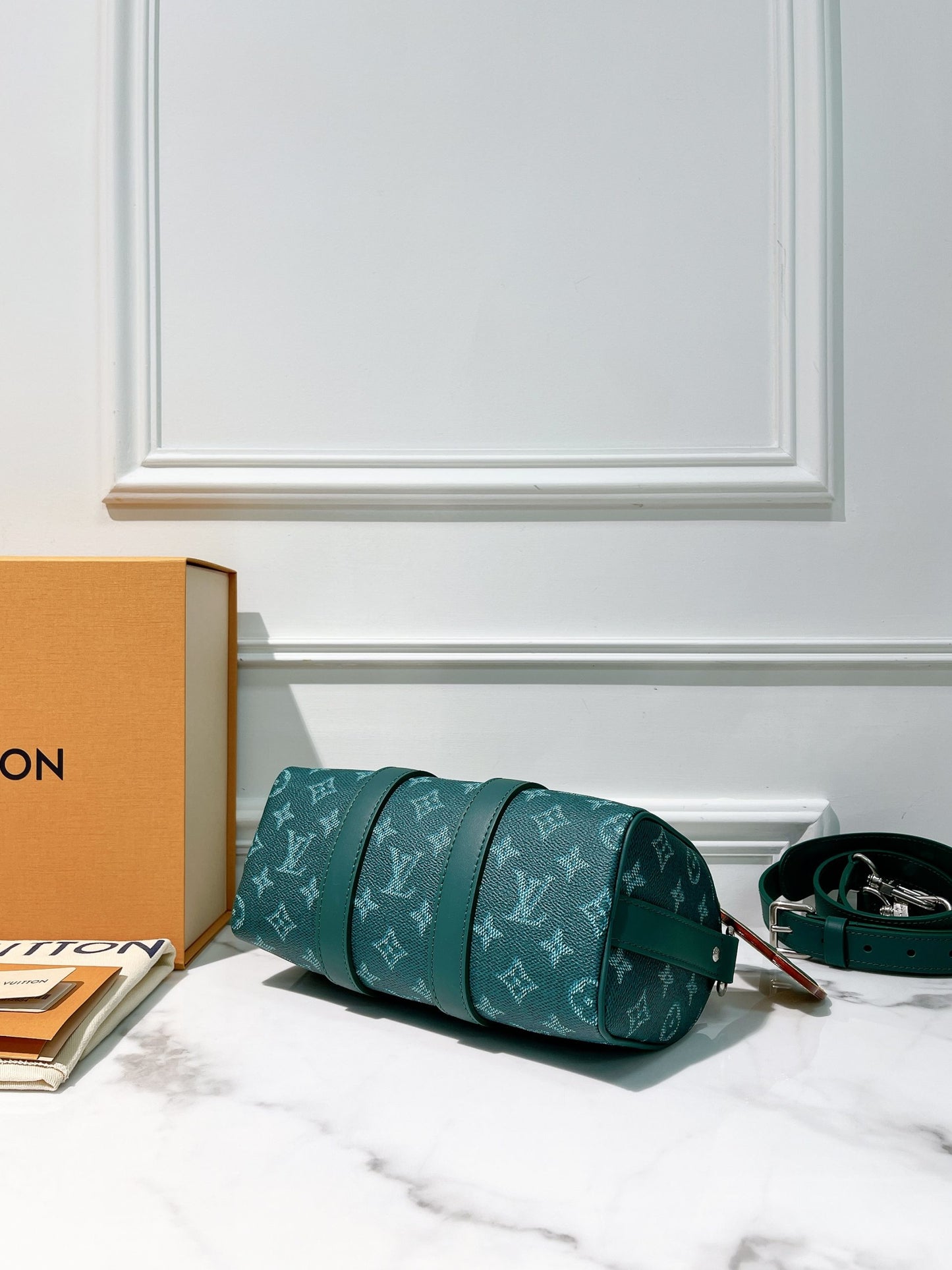 LV KEEPALL 25, Vert/Gold