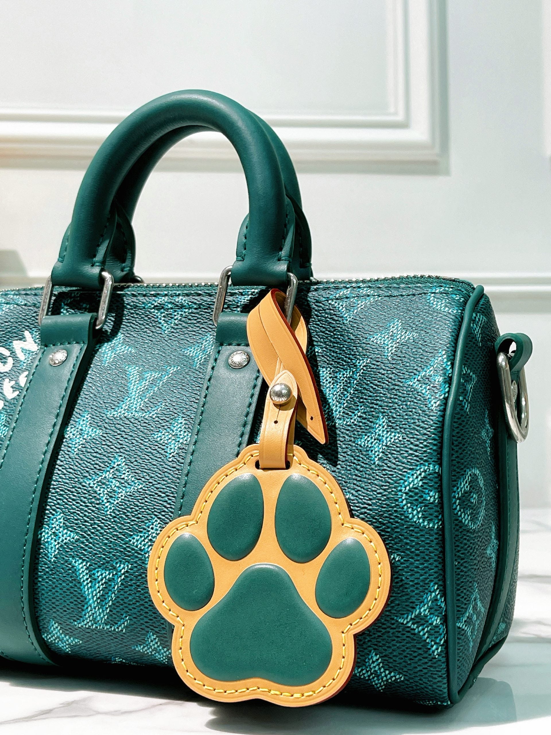 LV KEEPALL 25, Vert/Gold