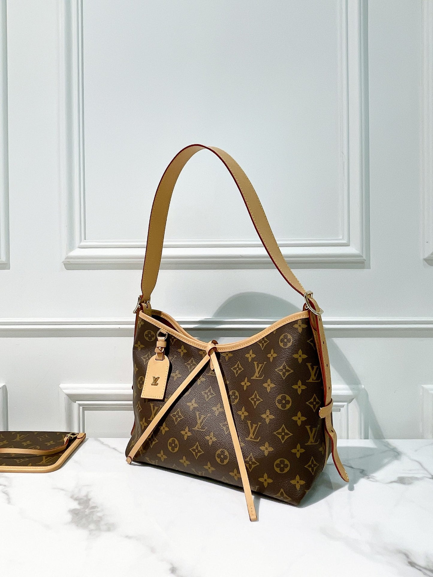 LV CARRYALL PM, Monogram